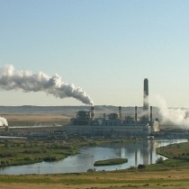 Dave Johnson coal-fired power plant, central Wyoming. Image: Greg Goebel/Flickr